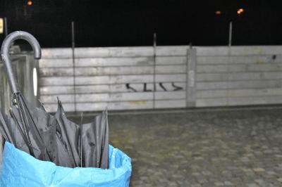 Plochingen: Feuerwehr macht wegen Hochwassergefahr die Schotten am Neckar dicht